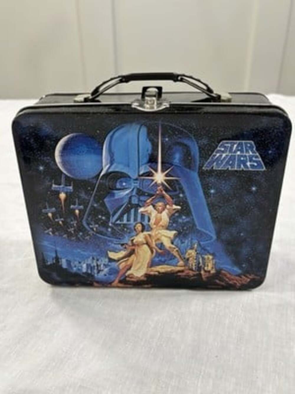 Tin Box Co. Star Wars A New Hope- Y2K Lunch Box